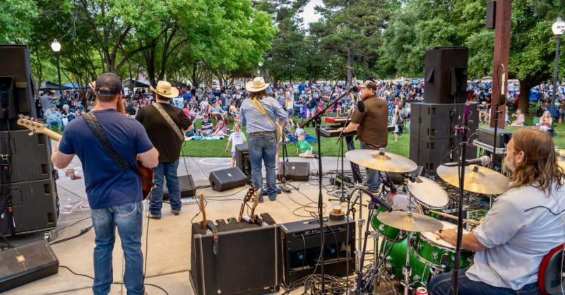 Live at Five HBURG | VisitHBURG